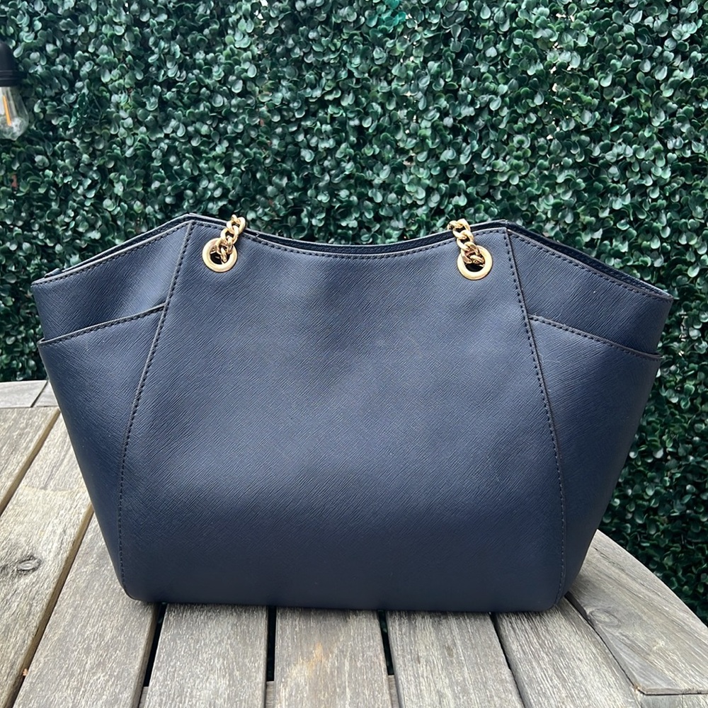 Michael Kors Jet Set Travel Large Chain Shoulder Tote Navy Blue Leather - Picture 3 of 9